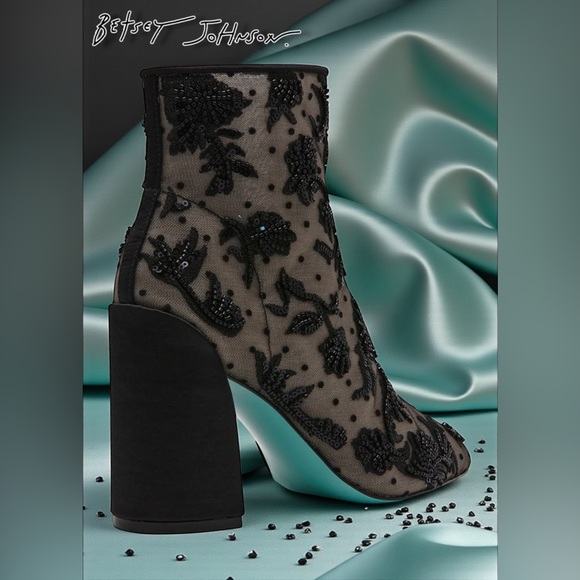 Betsey Johnson Size 6 Merri Beaded Mesh Booties NEW IN BOX! - Picture 2 of 10
